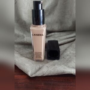 Lanera Peach Foundation